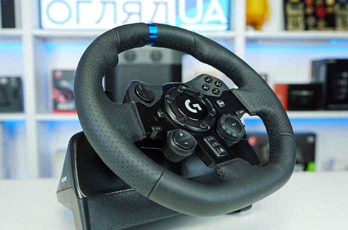 Logitech G923 Logitech G923