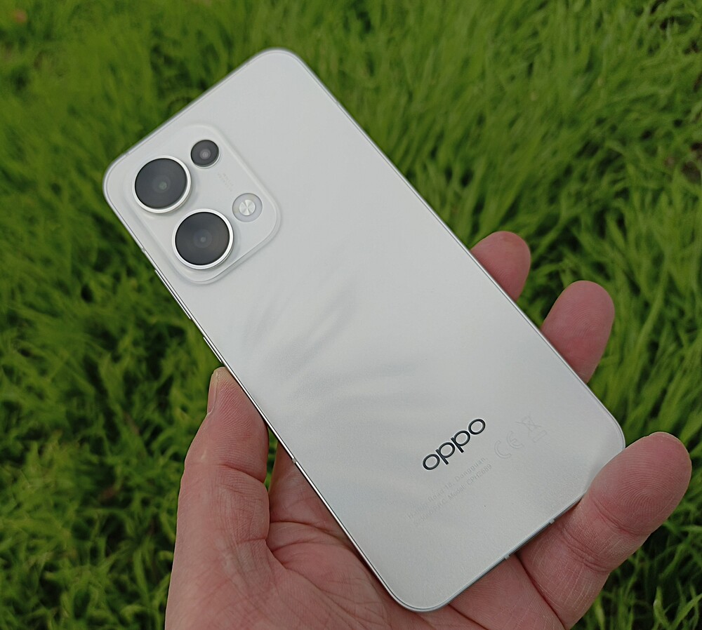 OPPO Reno13 5G OPPO Reno13 5G