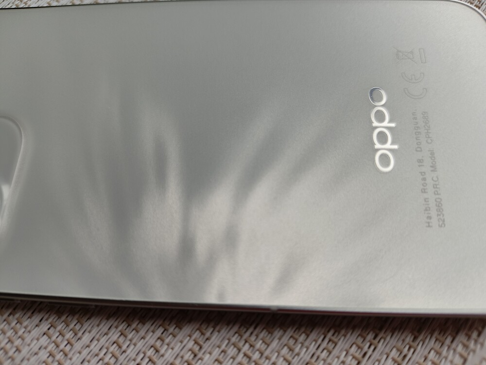 OPPO Reno13 5G OPPO Reno13 5G