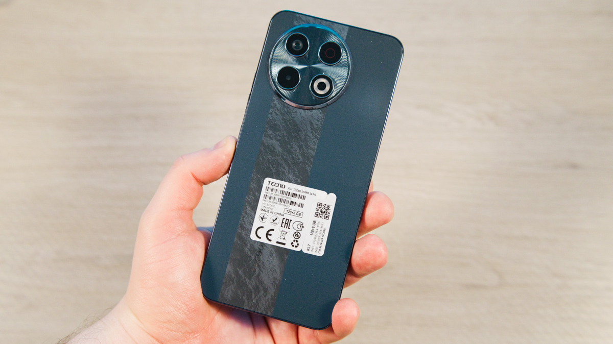 Tecno Spark 30 Pro Tecno Spark 30 Pro