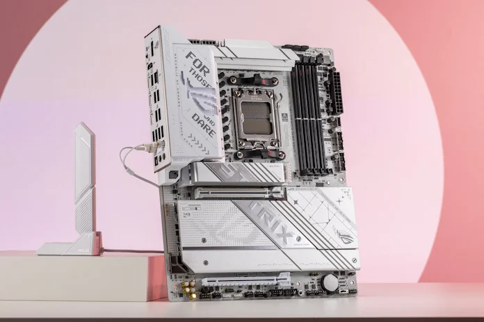 ROG Strix X870-A Gaming WiFi для Ryzen 9 9950X3D