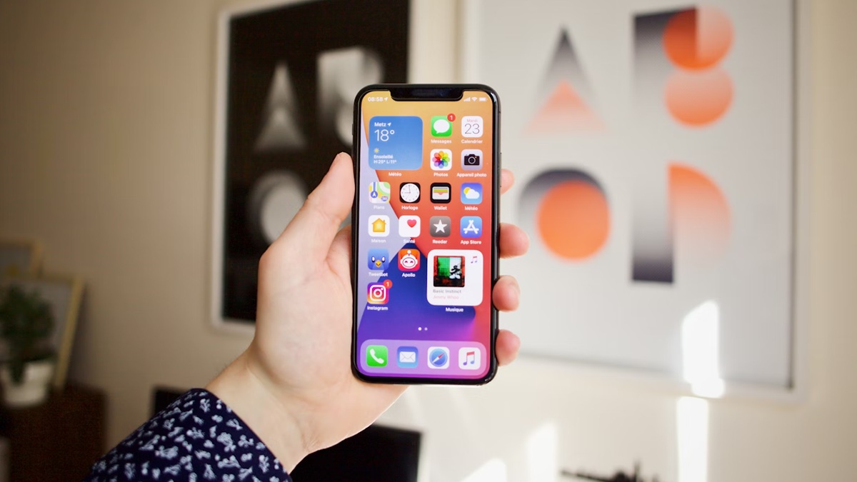 Apple iPhone