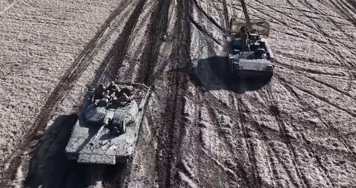 БМП Bradley CV90 БМП Bradley CV90