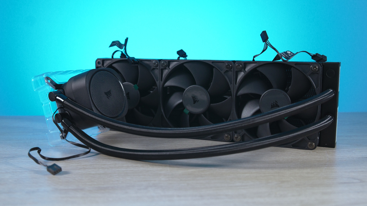 Test du systme de refroidissement liquide Corsair Nautilus 360 RS -  Root-Nation.com