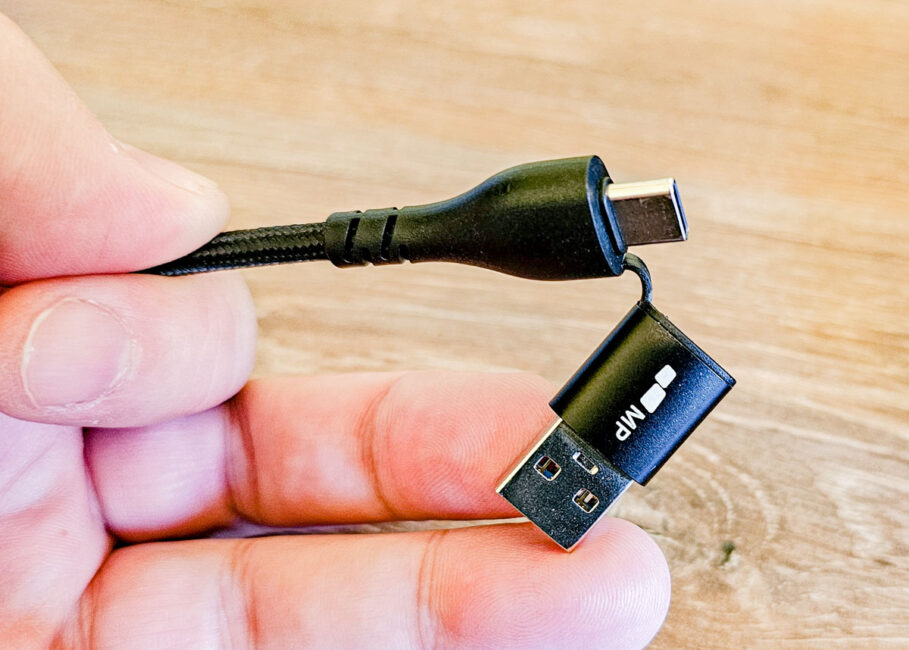 Mobile Pixels Duex Max DS - Connecting