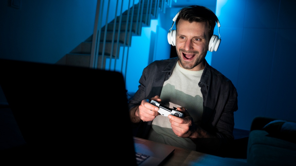 Gaming Online