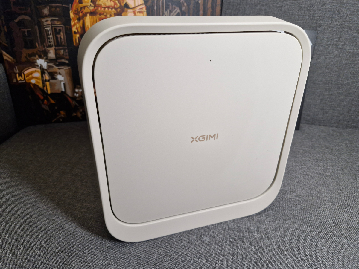 XGIMI Elfin Flip portable projector review- Root-Nation.com XGIMI Elfin Flip portable projector review- Root-Nation.com