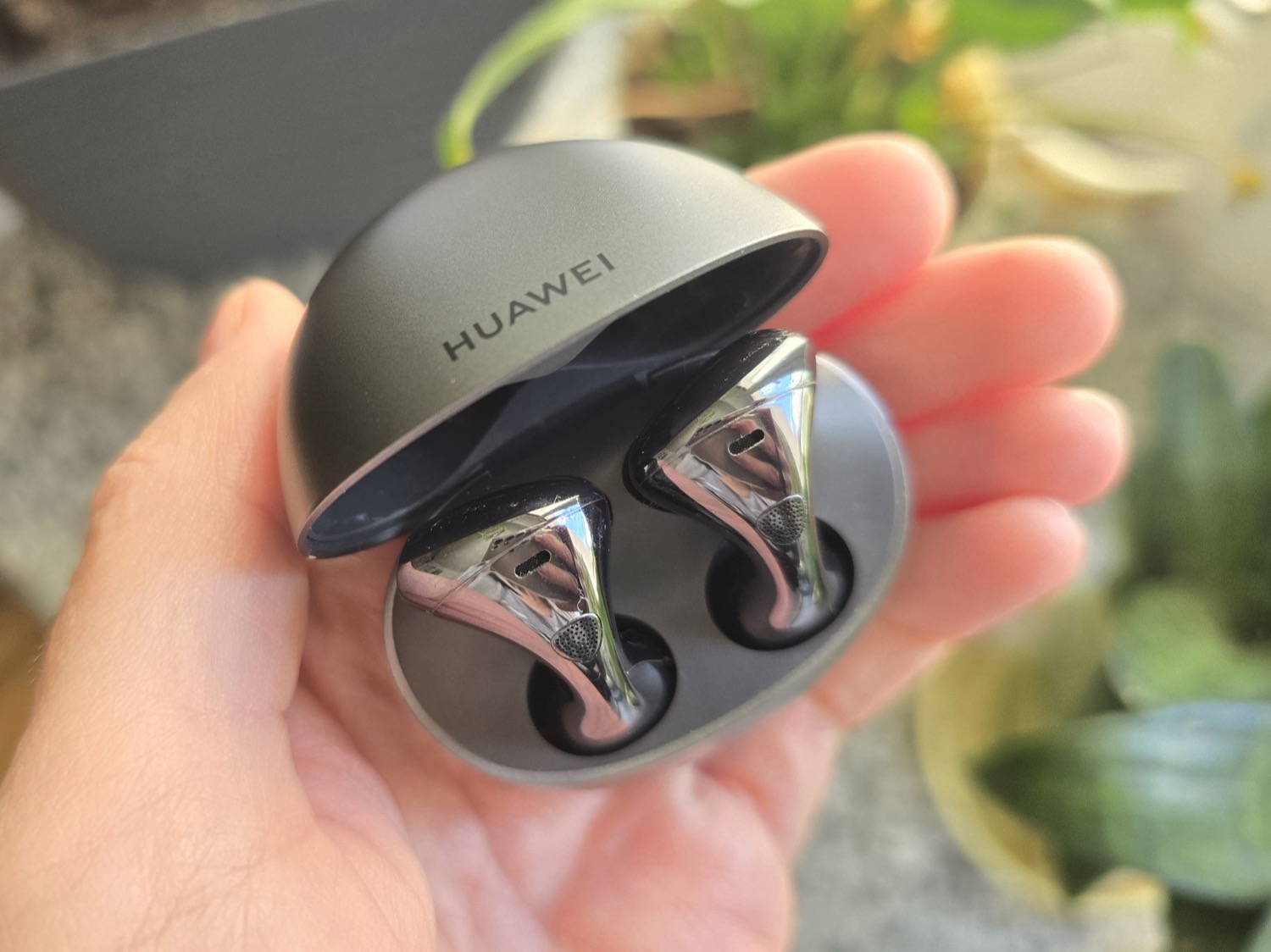 Huawei FreeBuds 6 レビュー – フラッグシップオープンフィット
