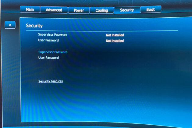 ASUS NUC 14 Essential