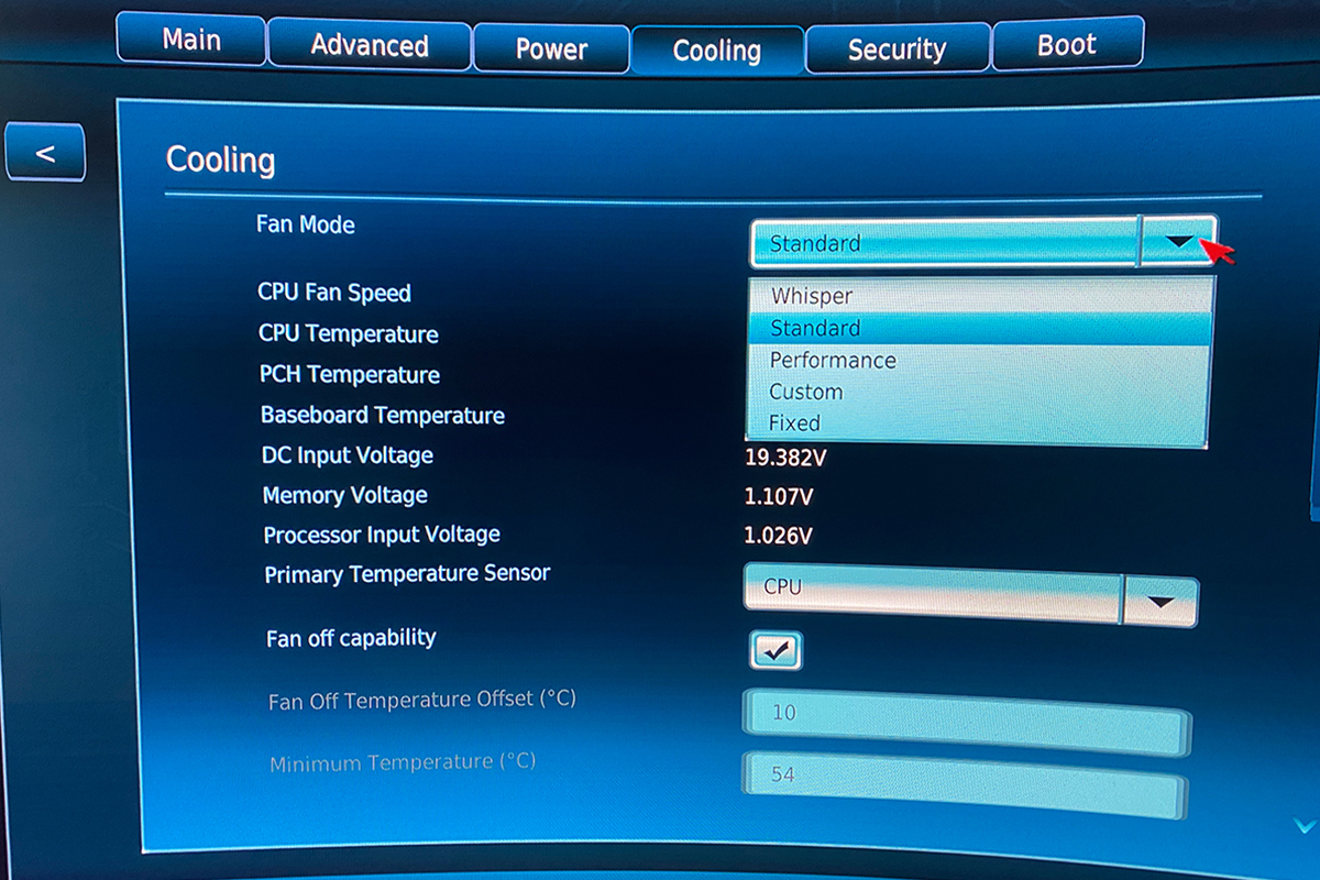 ASUS NUC 14 Essential