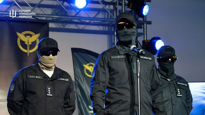 Українська розвідка показала морські дрони, що можуть нищити кораблі та літаки Українська розвідка показала морські дрони, що можуть нищити кораблі та літаки