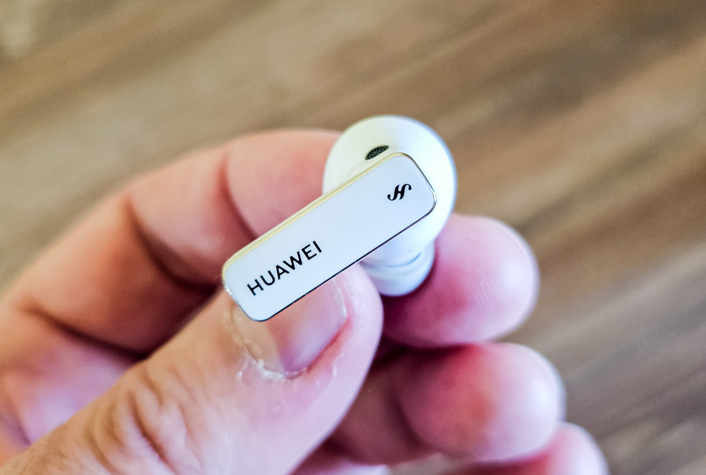 Huawei FreeBuds Pro 4 Huawei FreeBuds Pro 4