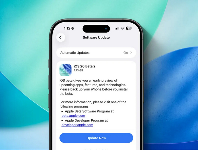 Apple випустила iOS 26 Beta 2 для iPhone: більше розмитості та нові функції