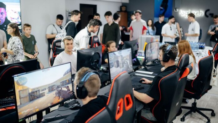 Logitech G Play Days CS2 Logitech G Play Days CS2