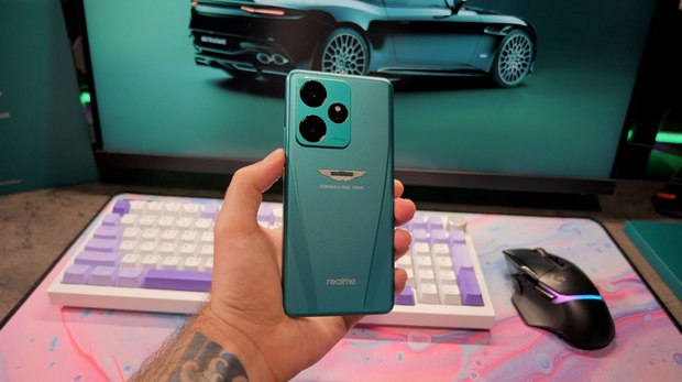 realme GT 7 Dream Edition realme GT 7 Dream Edition
