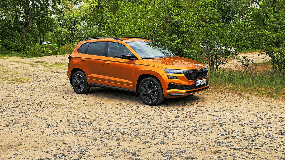 Skoda-Karoq-SportLine-2025