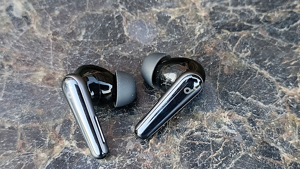 Anker Soundcore Liberty 5 ワイヤレスヘッドホンのレビュー - Root