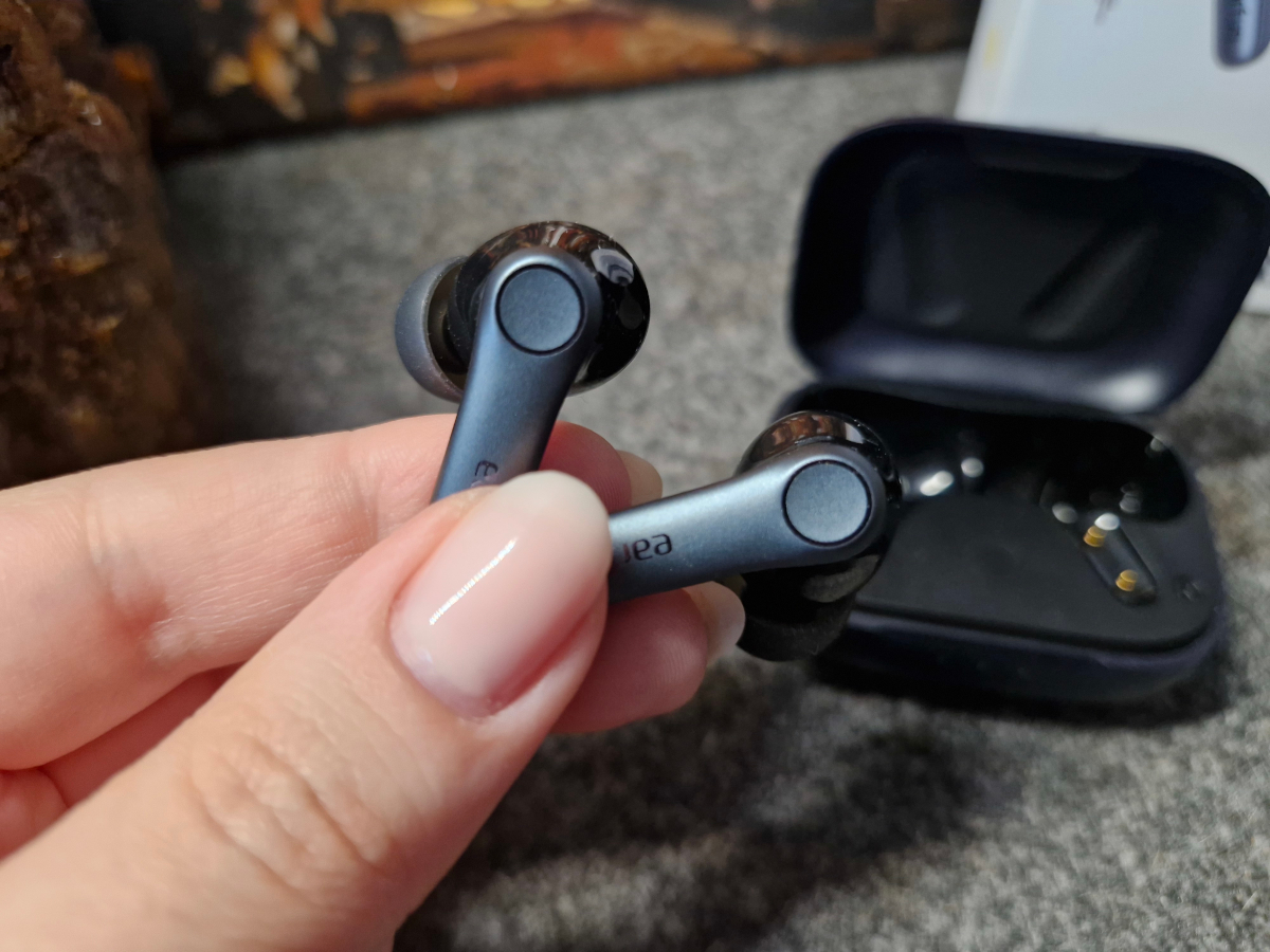EarFun Air Pro 4 EarFun Air Pro 4