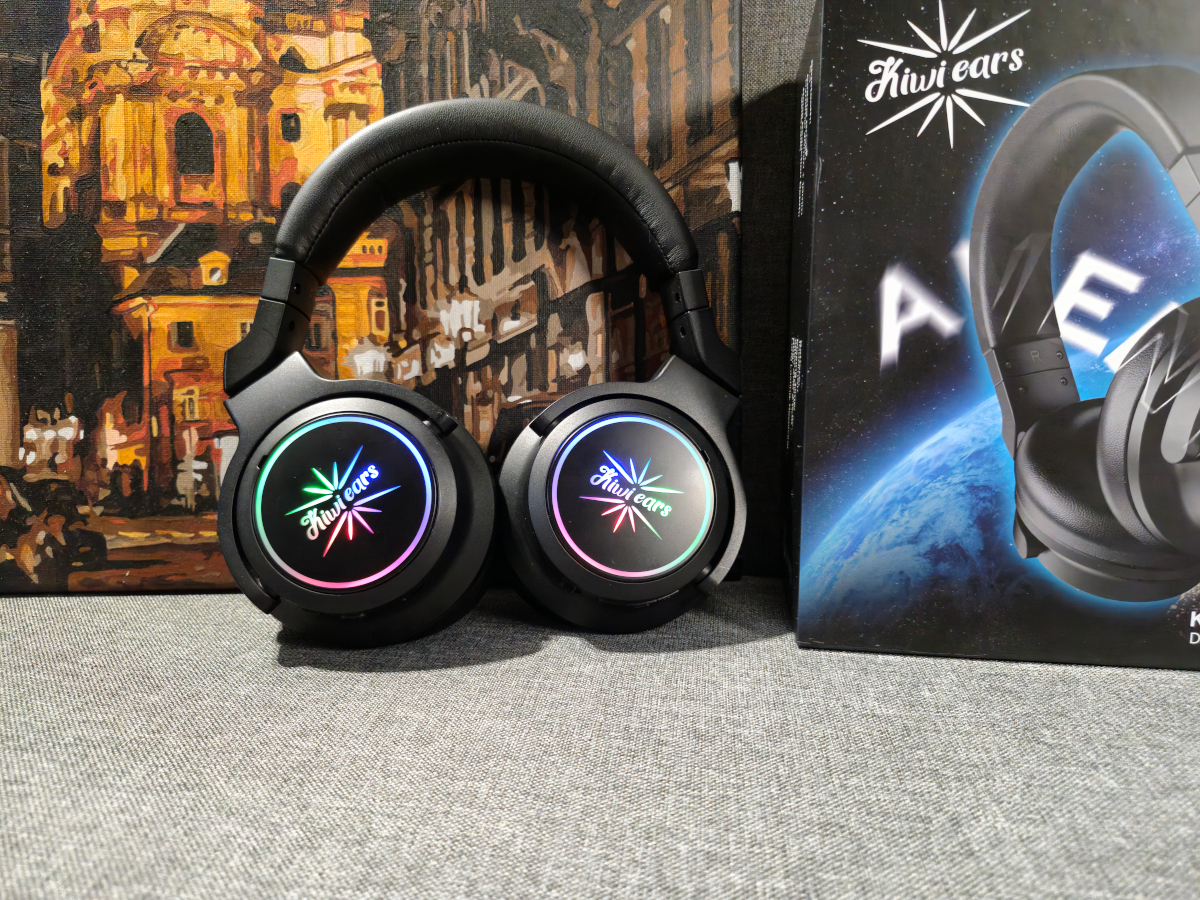 Kiwi Ears Aventus