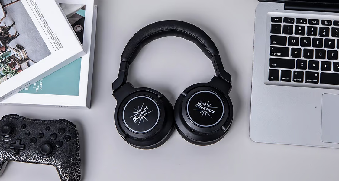 Kiwi Ears Aventus