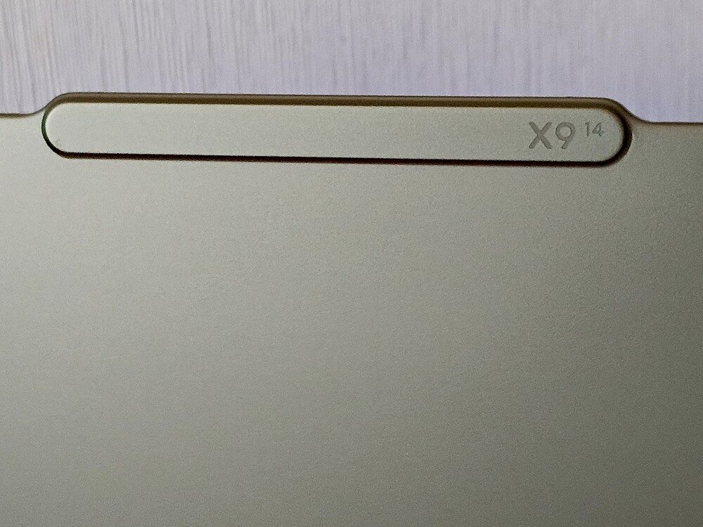 Lenovo ThinkPad X9 14 Aura Edition
