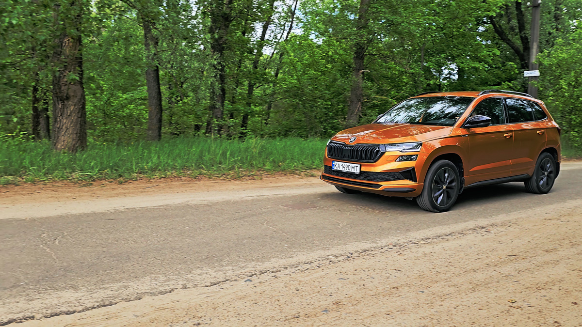 Škoda Karoq SportLine (2025) Test Drive