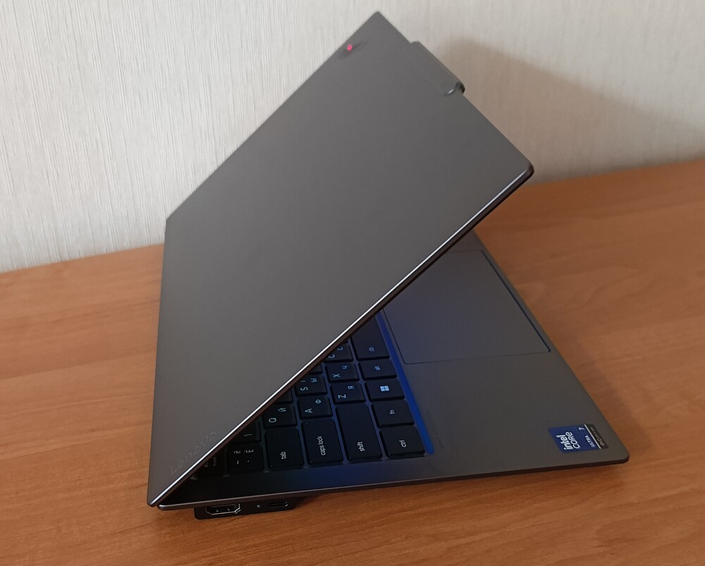 Lenovo ThinkPad X9 14 Aura Edition