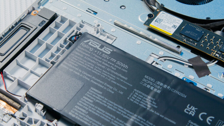ASUS Vivobook 16 X1607Q