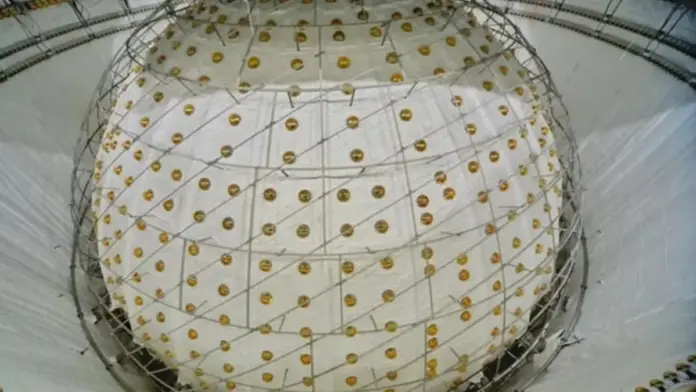 China’s Jiangmen Underground Neutrino Observatory (JUNO)