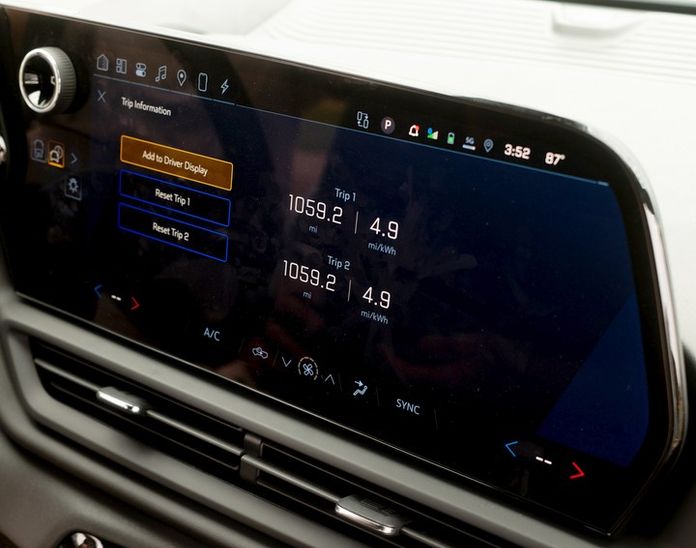 GM Chevy Silverado EV Work Truck GM Chevy Silverado EV Work Truck