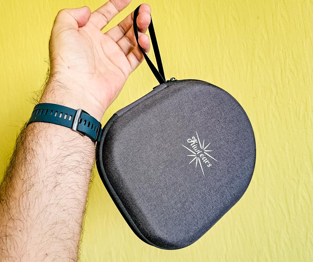 Kiwi Ears Ardor Traveling Case