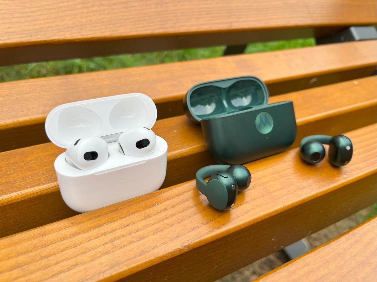 Motorola Moto Buds Loop