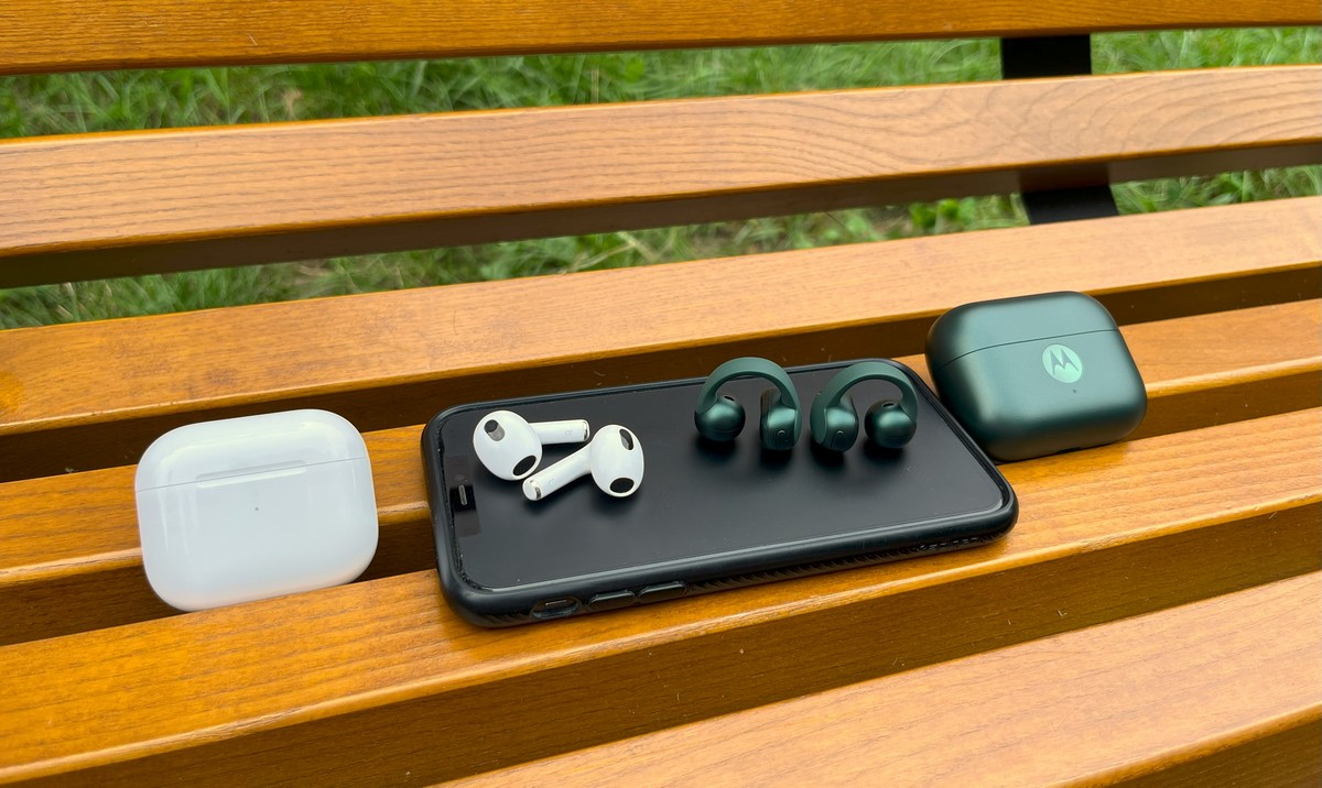 Motorola Moto Buds Loop