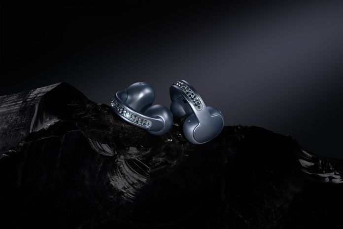 Motorola x Swarovski Brilliant Collection