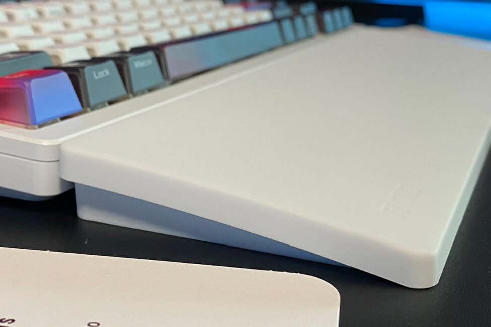 ASUS ROG Azoth X