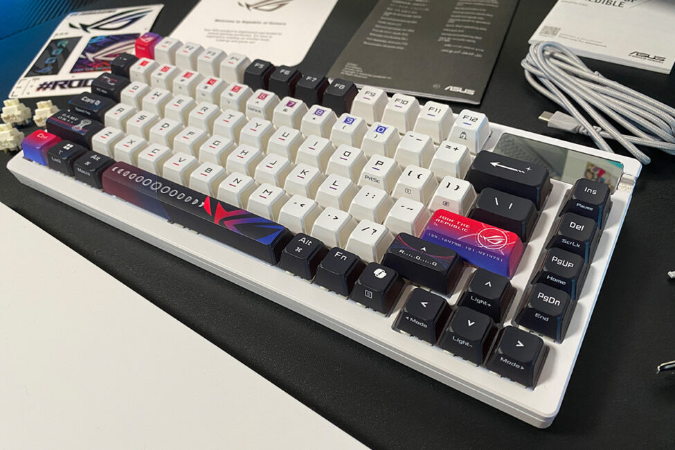 ASUS ROG Azoth X