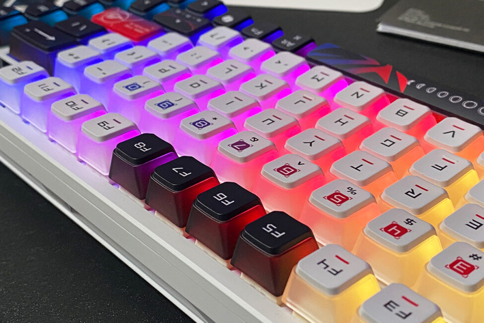 ASUS ROG Azoth X