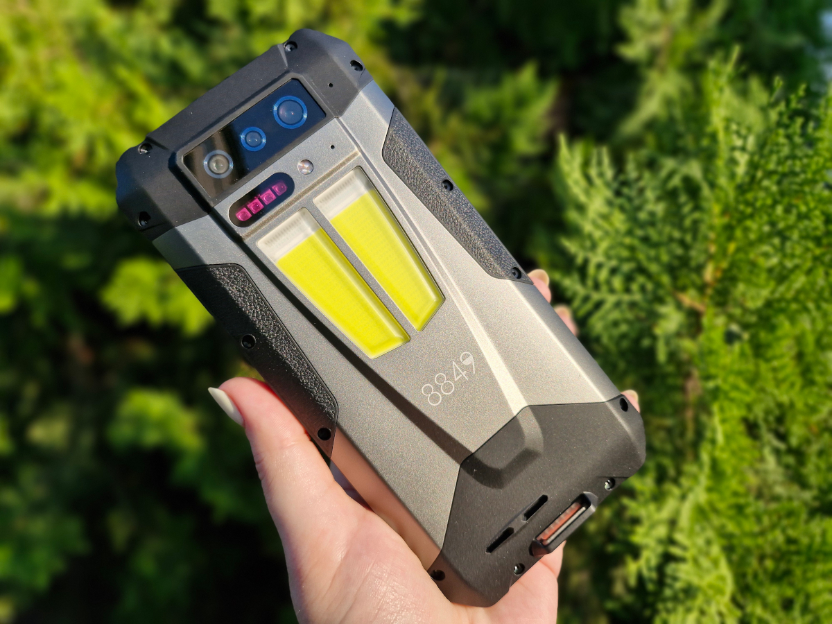 Unihertz 8849 Tank 4