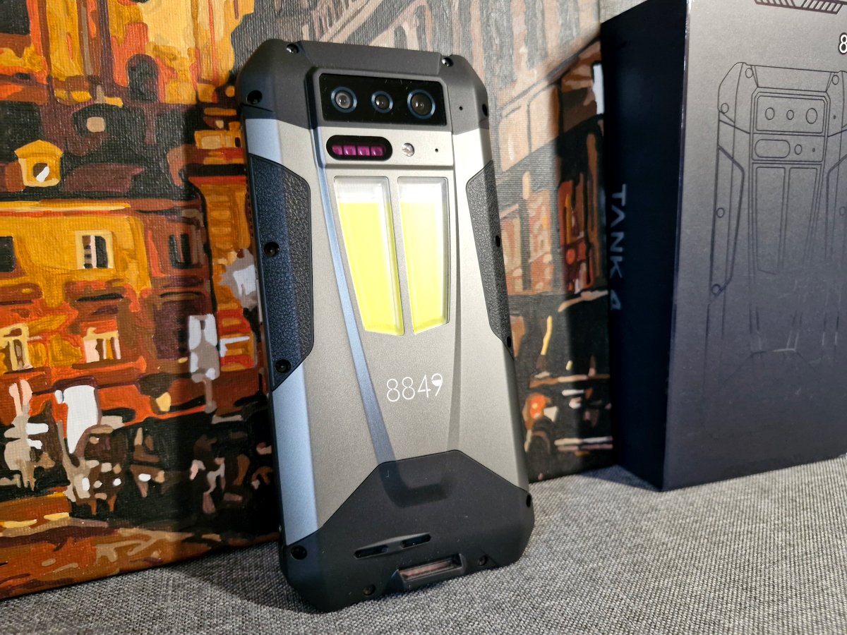 Unihertz 8849 Tank 4