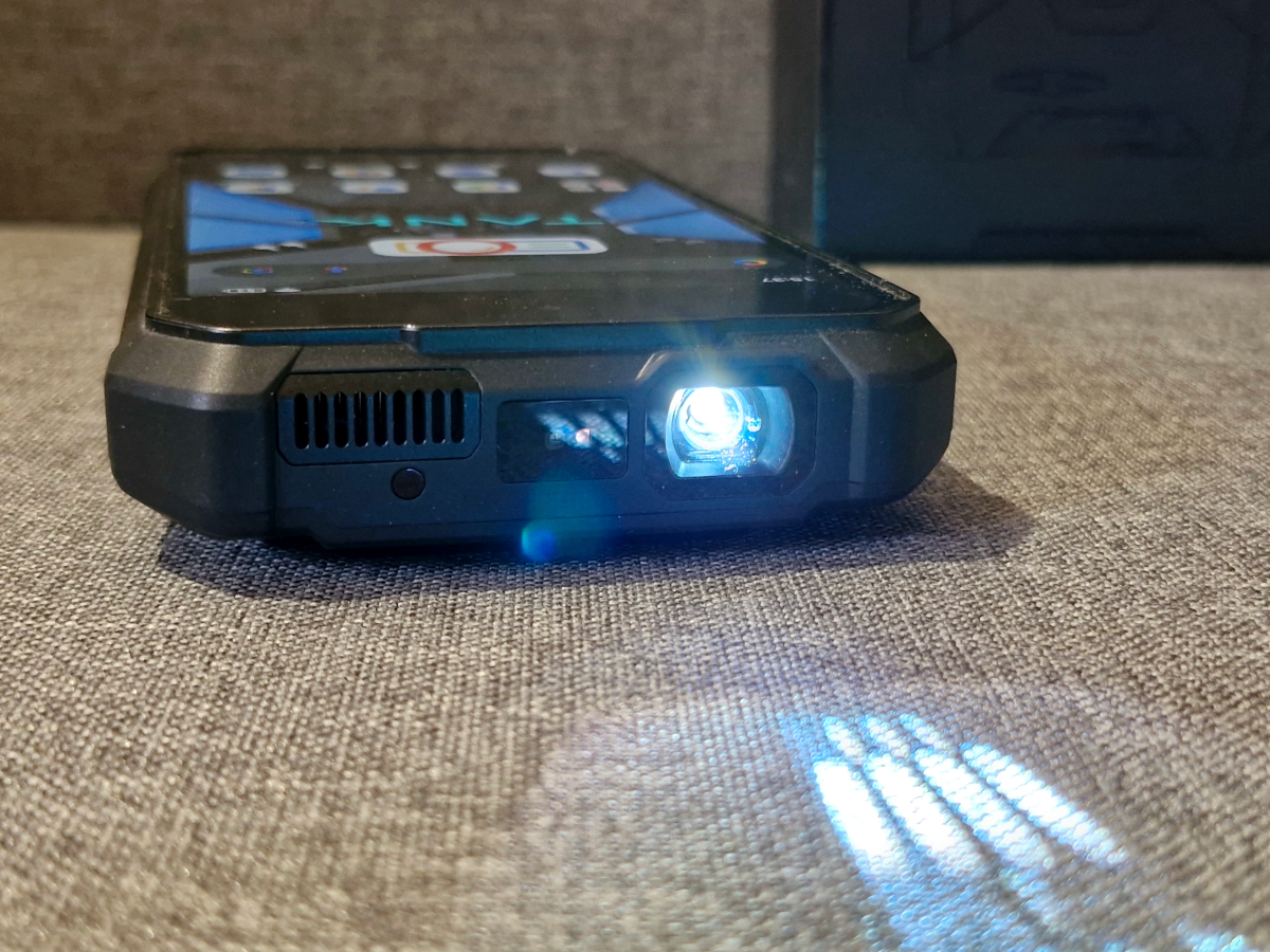 Unihertz 8849 Tank 4