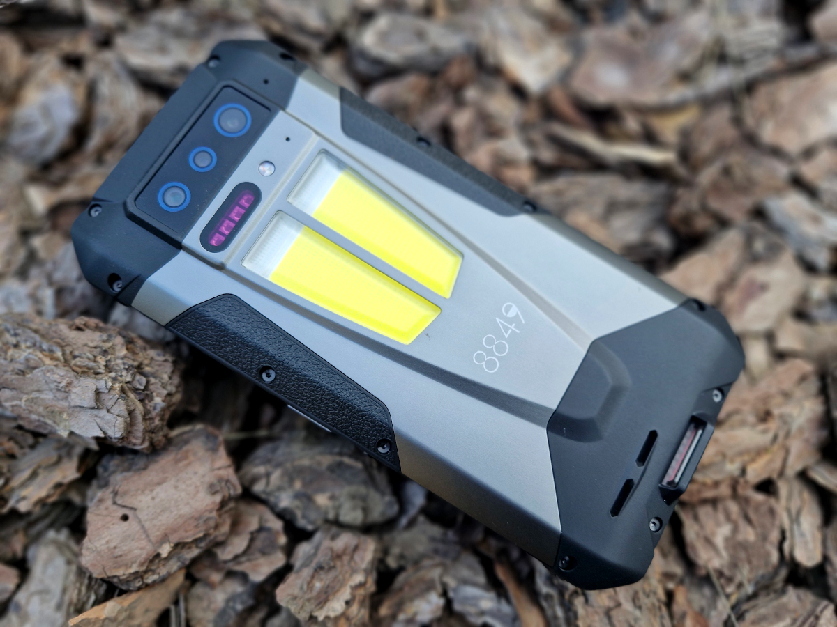 Unihertz 8849 Tank 4