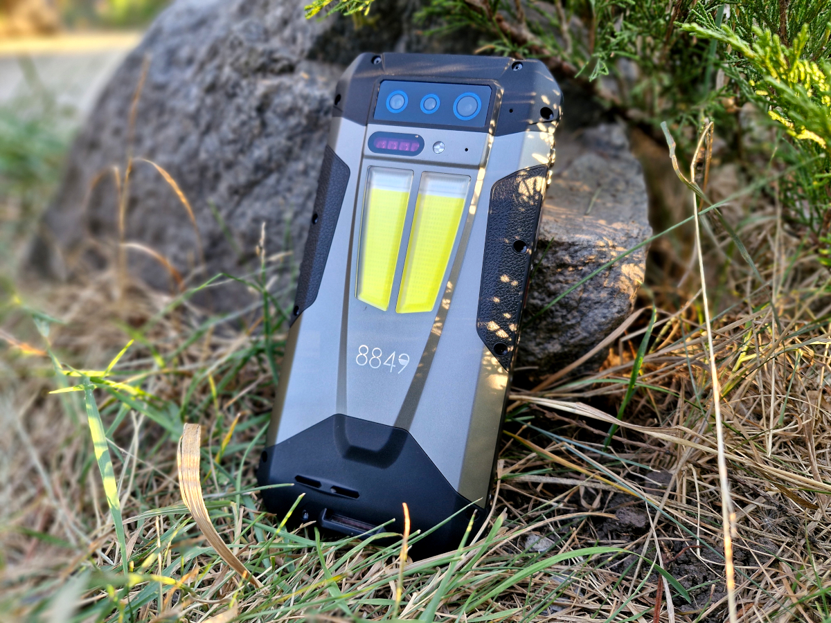 Unihertz 8849 Tank 4