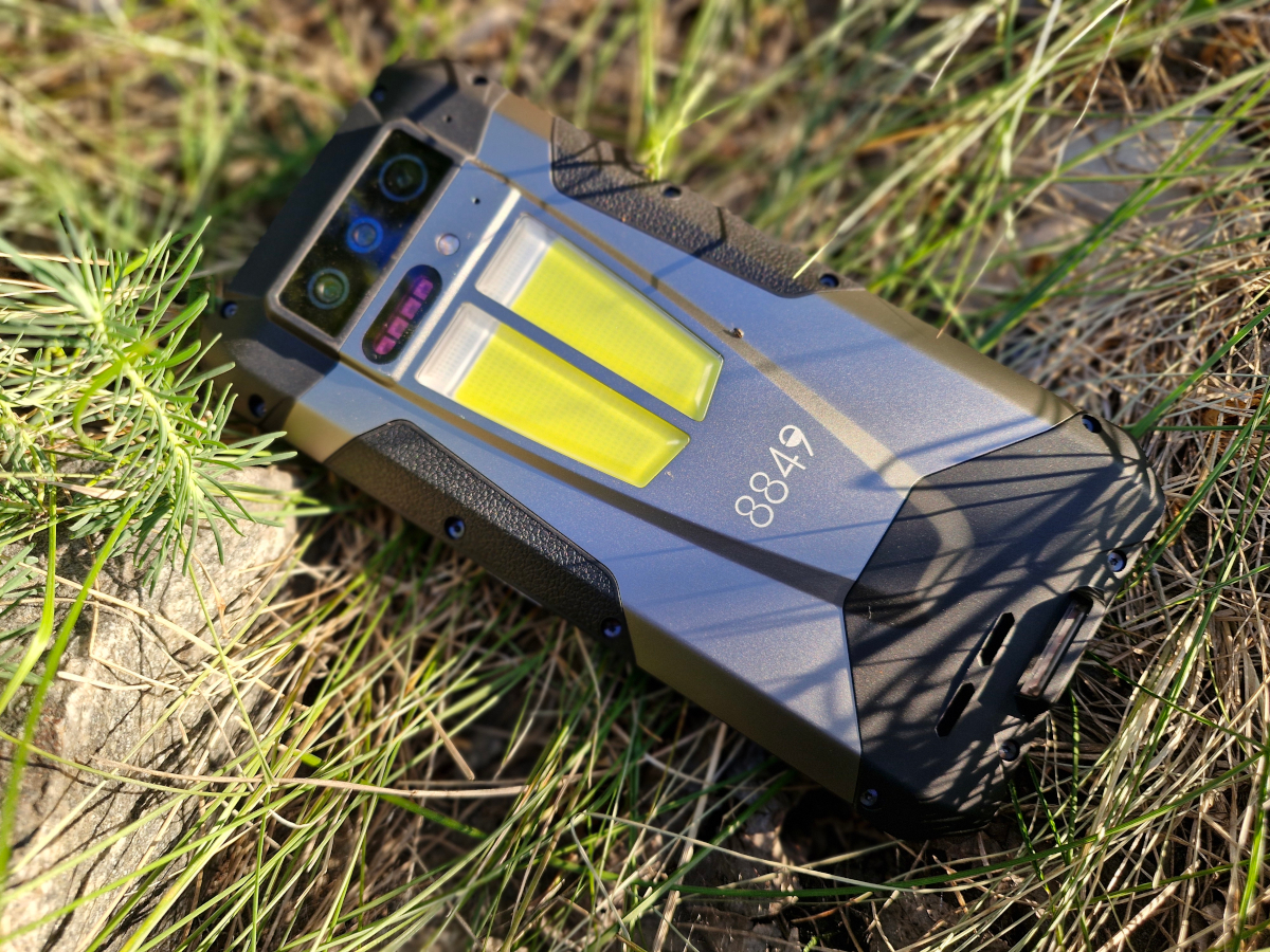Unihertz 8849 Tank 4
