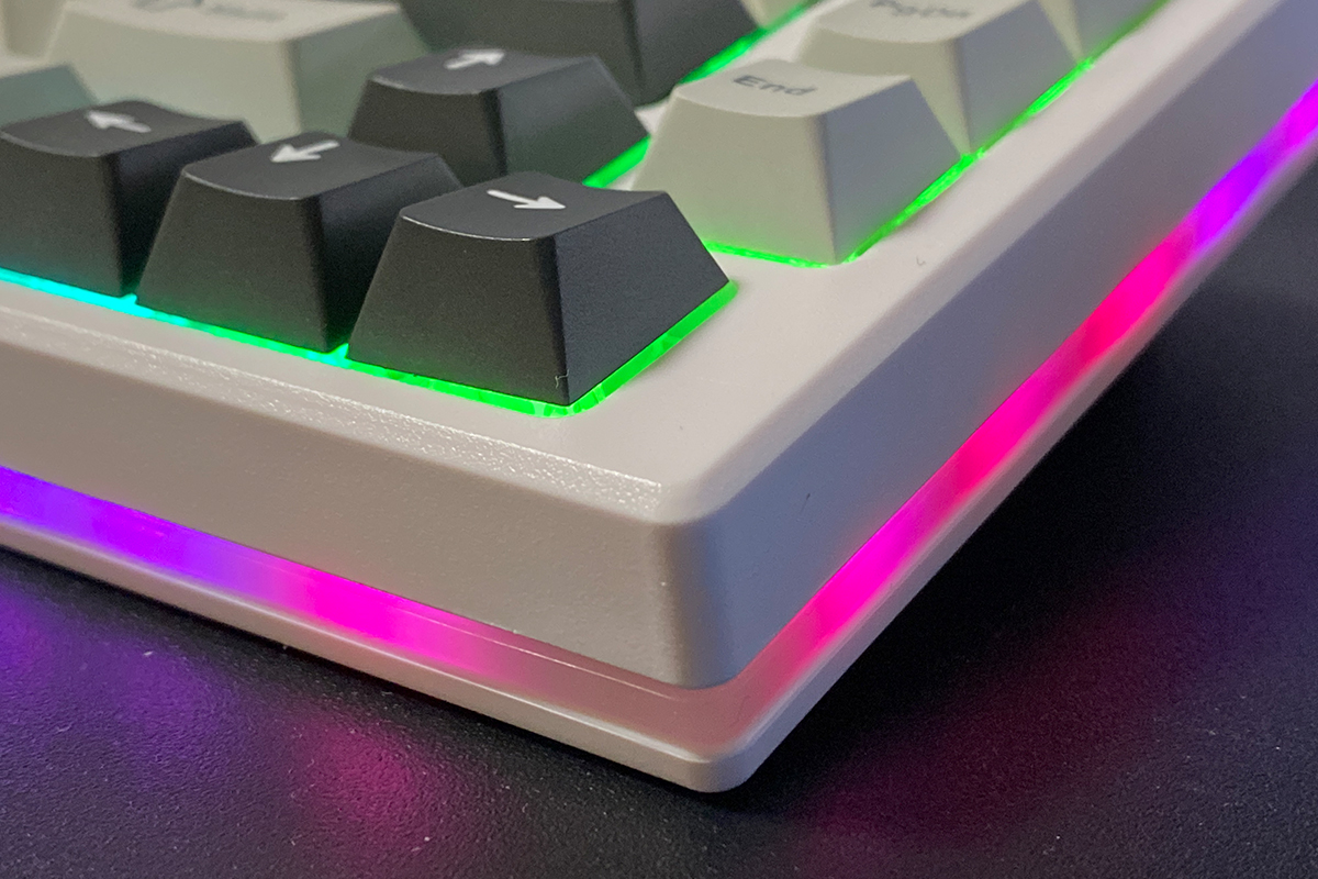 PC周辺機器 yunzii RT80 磁気スイッチ キーボード