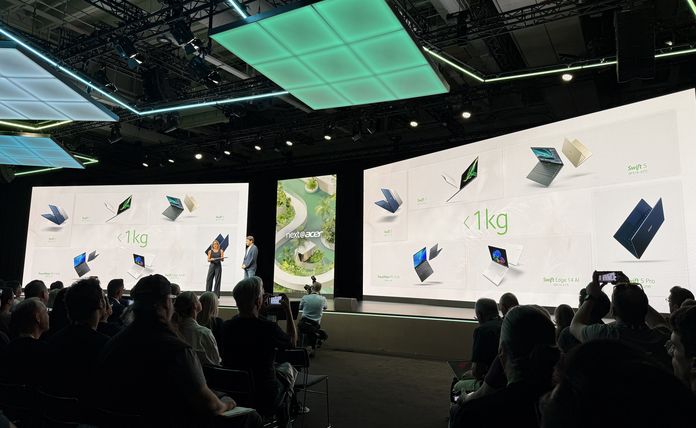 Acer Swift Air 16