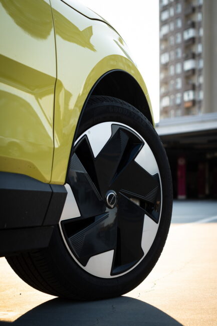 Volvo EX30