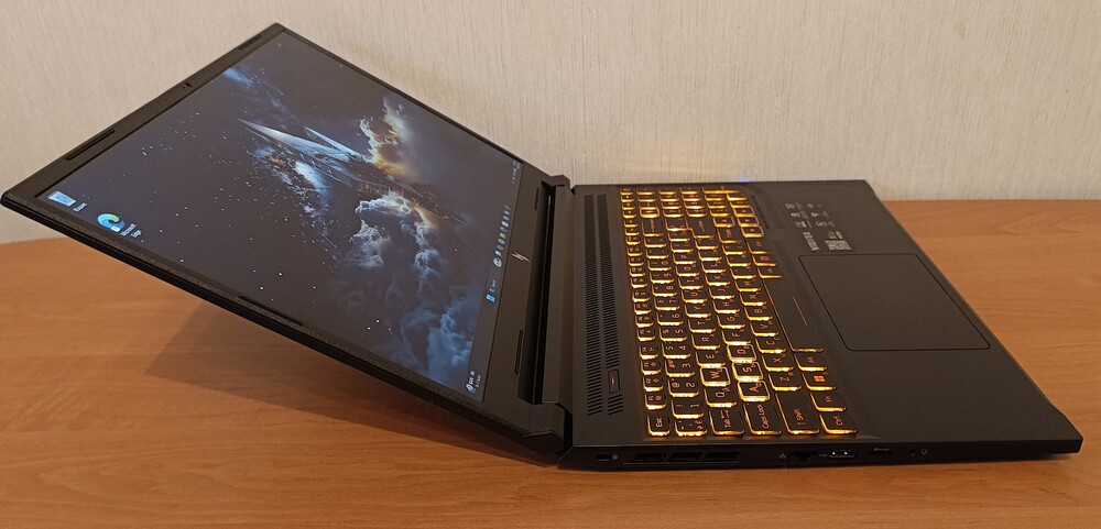 Acer Nitro V 16 AI Acer Nitro V 16 AI