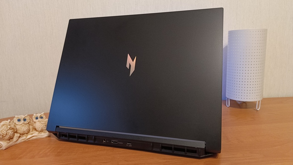 Acer Nitro V 16 AI Acer Nitro V 16 AI