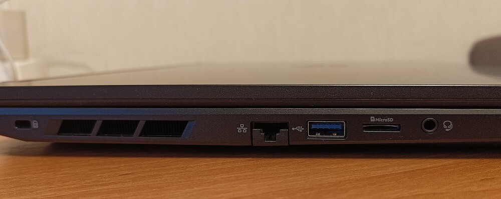Acer Nitro V 16 AI Acer Nitro V 16 AI