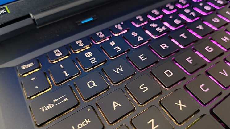 Acer Predator Helios Neo 18 AI